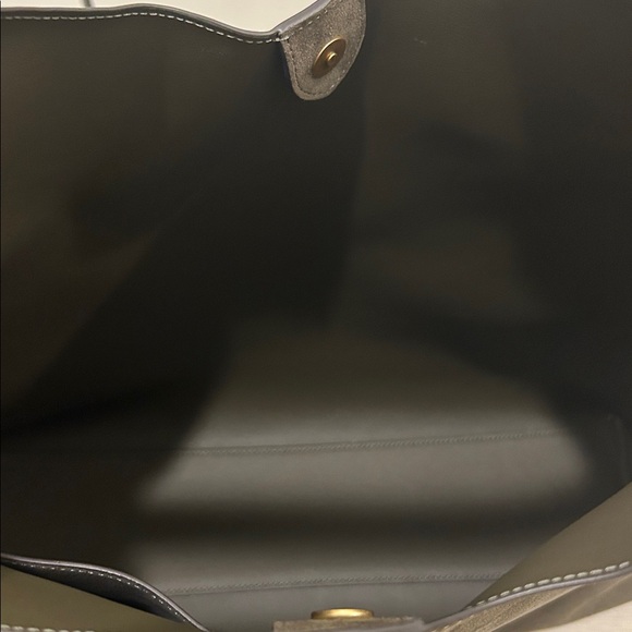 Coach (NWT) Brooklyn Shoulder Bag 39 in Brass/Olive Suede - Picture 5 of 17